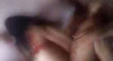 Chica con grandes ordeños le encanta el sexo muy duro