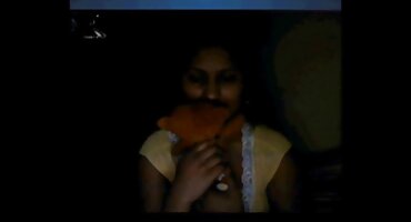 Rubia con una raja rosada para un rapidito follada por un amigo