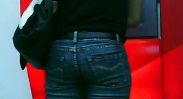 Masajista rápidamente emocionado joven cliente y se inclinó sobre su apasionado fuck-a-thon