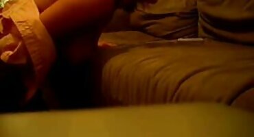 Tío follado en el coño agrandado por una hermosa rubia