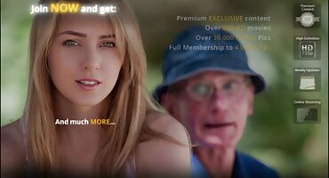 Rubia se quitó las bragas y saltó sobre la varilla de su amante