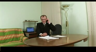 Chico folla palo gordo vagina de ébano afeitada en lencería blanca