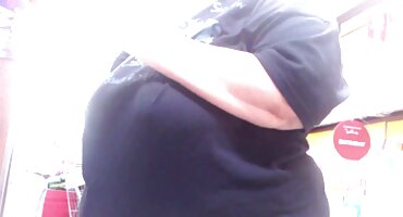 Chica moralmente en sintonía con la cogida anal por la mañana