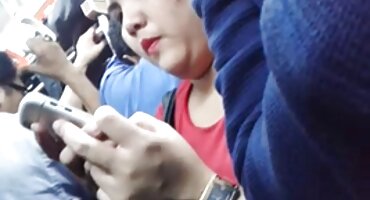 Estudiante joven con coño peludo tiene Sexo